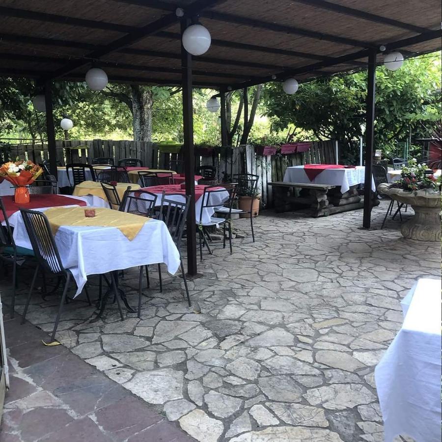 Domaine Du Berange Ξενοδοχείο Saint-Geniès-des-Mourgues Εξωτερικό φωτογραφία